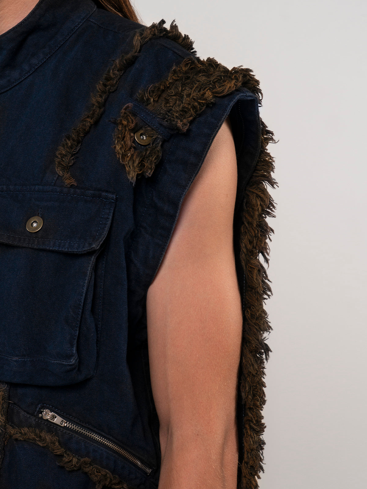 Morphos Detachable Sleeve Jacket