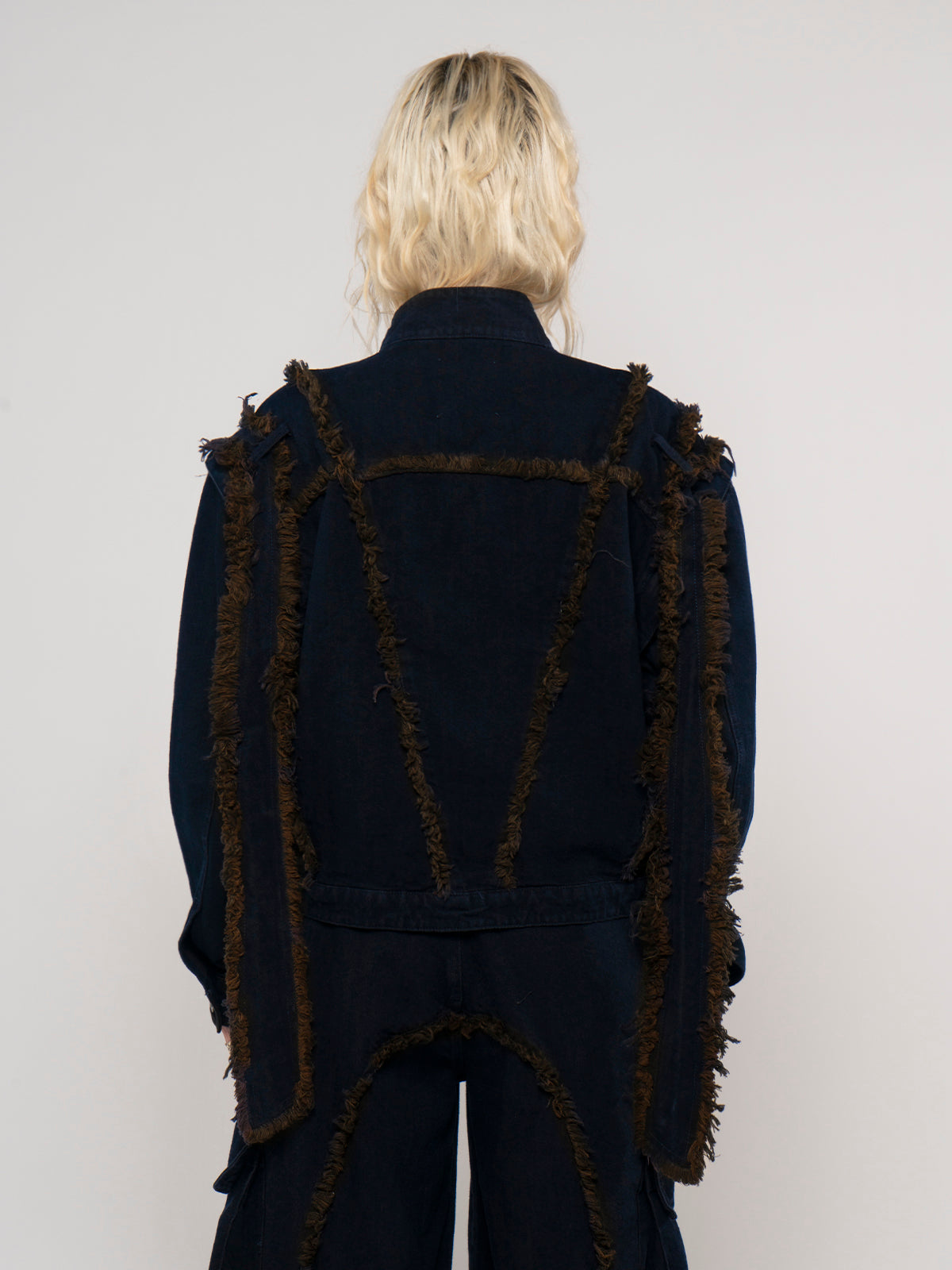 Morphos Detachable Sleeve Jacket