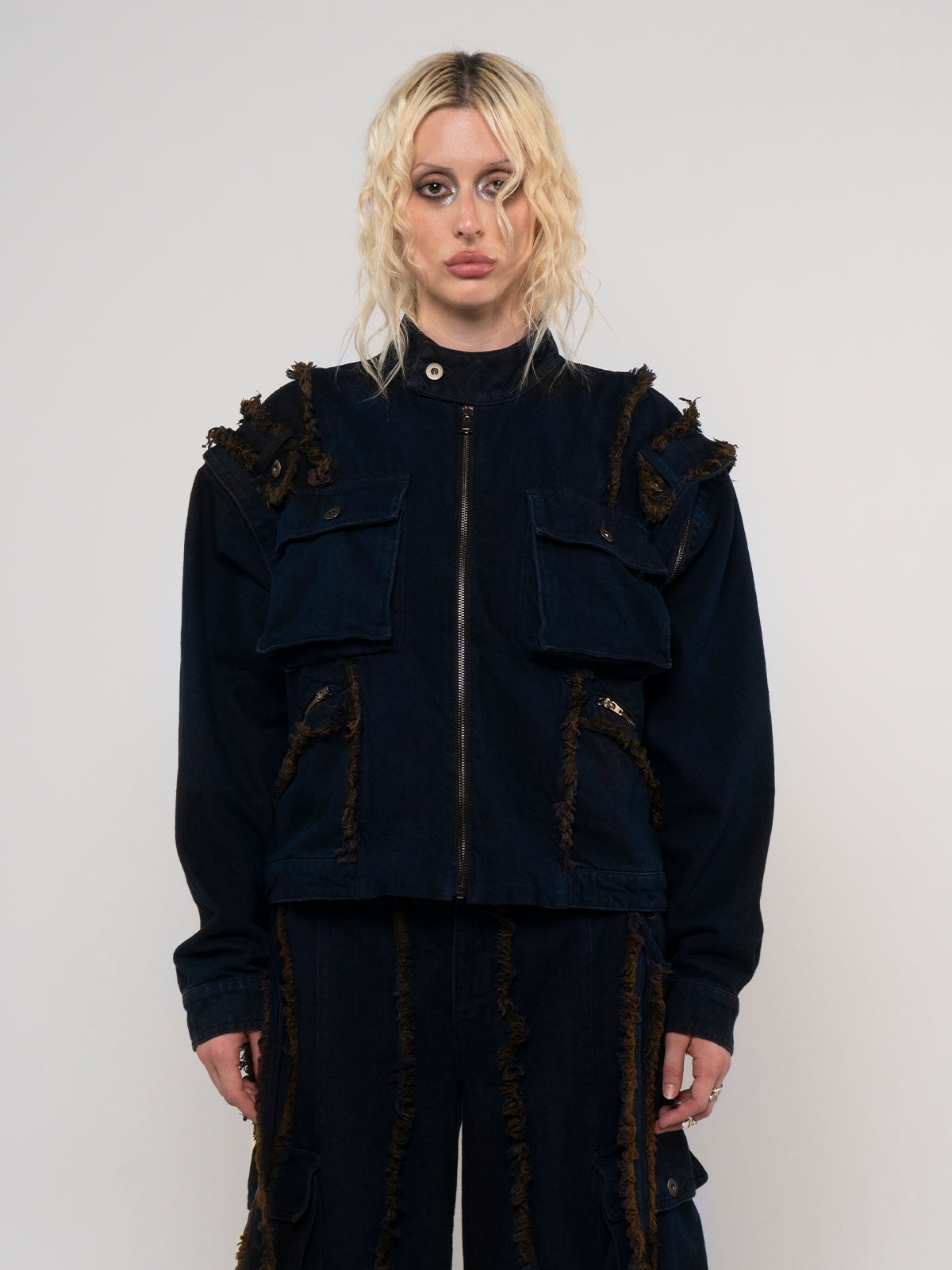 Morphos Detachable Sleeve Jacket